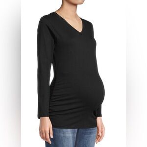 NWT - Maternity Ruched V-Neck Long Sleeve T-Shirt.